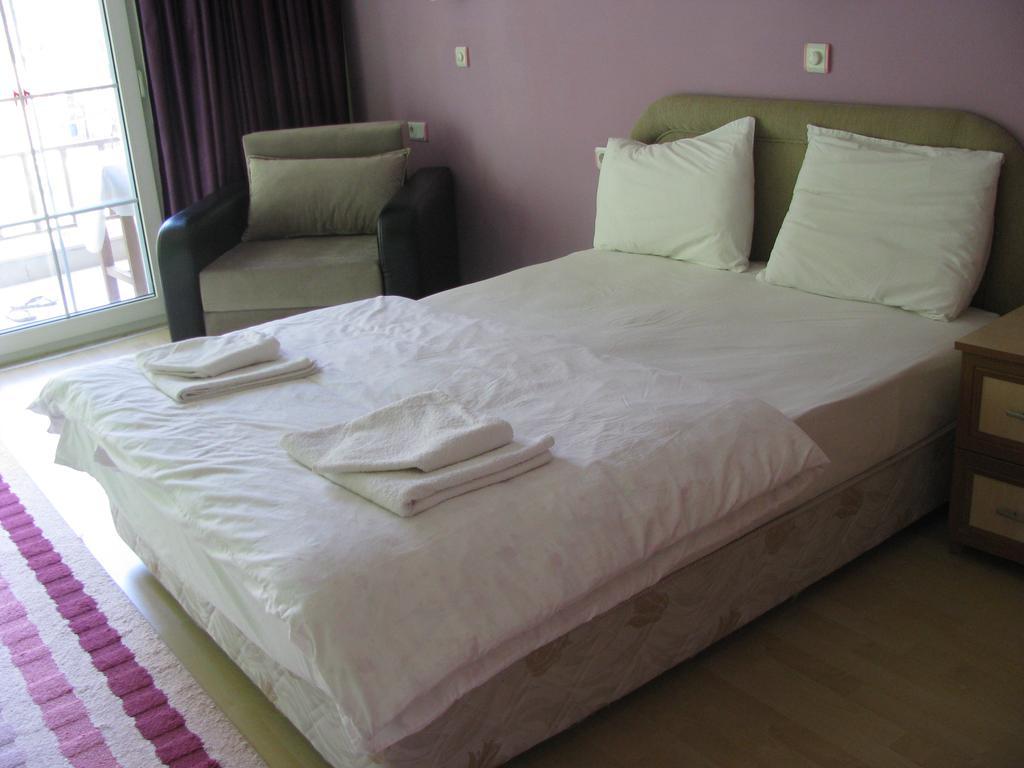 Atici 2 Hotel Adrasan Quarto foto